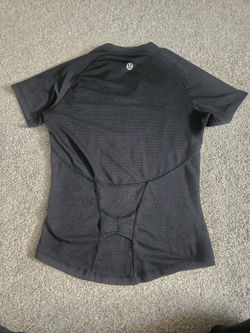 Lululemon Top Size 4 Great Cond