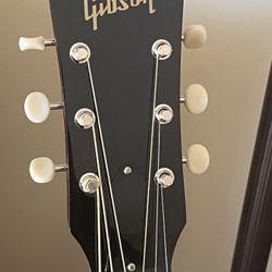 Gibson J45 50’s reissue Acoustic Electric Guitar