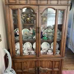 China cabinet 