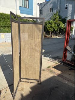 Three panel screen