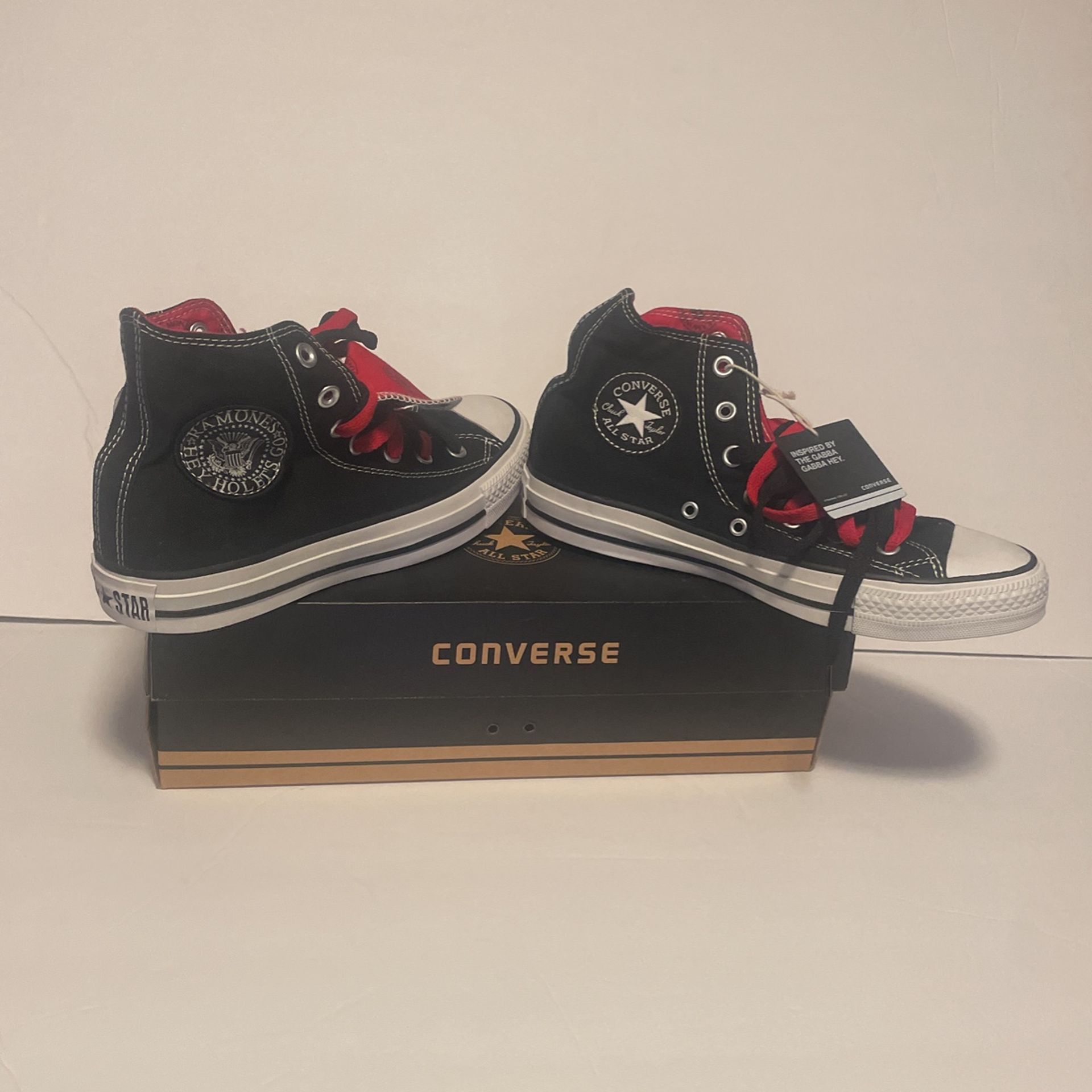 RAMONES UNISEX GABBA GABBA HEY CONVERSE