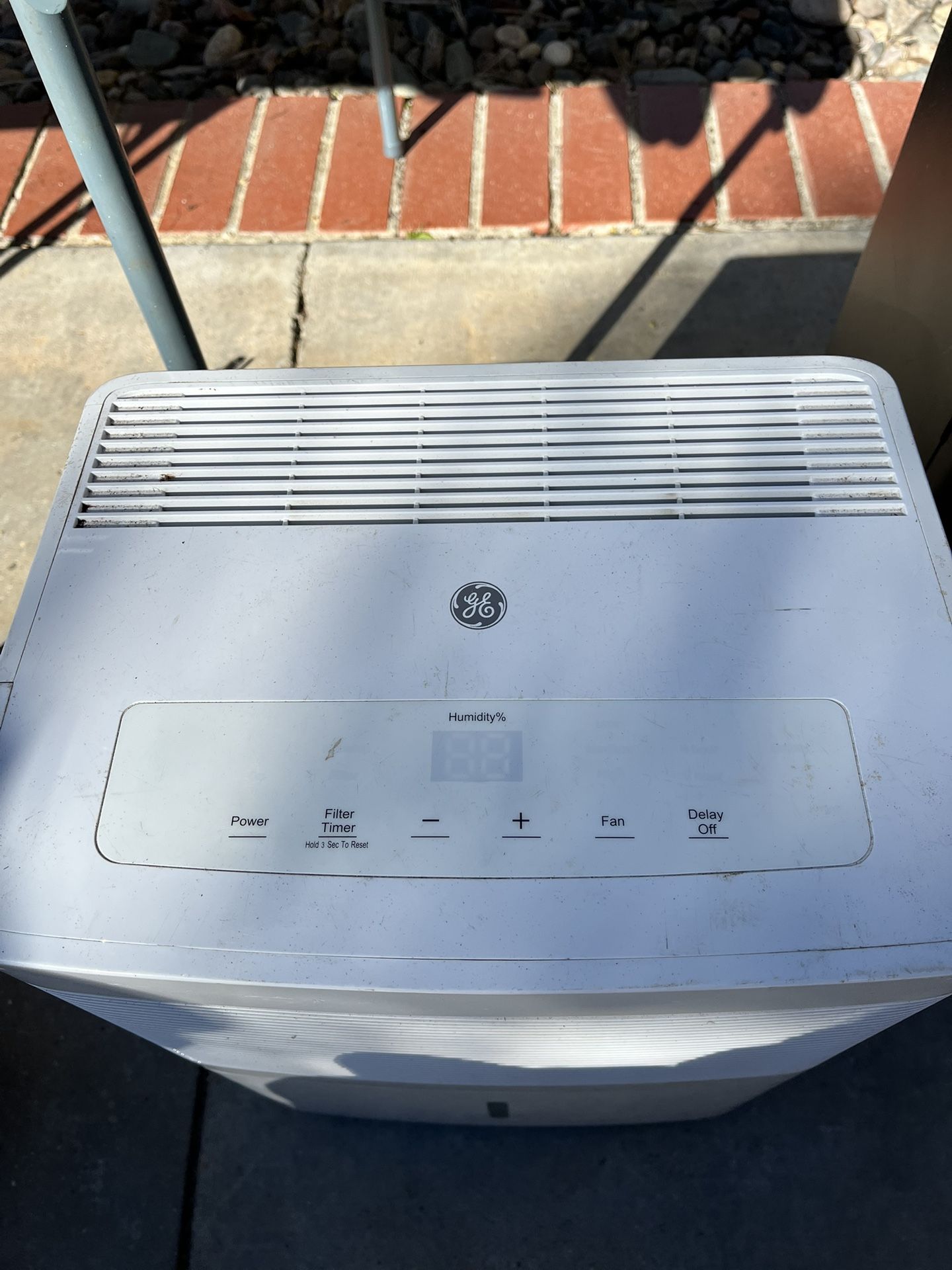 GE dehumidifier