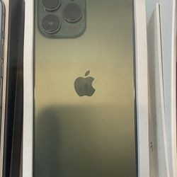 Apple iPhone 13 Pro Max 256GB for Carrier Pro With Tmobile 11 Gen 12 Mobile 14 ATT Max 15 Verizon 17 Straight Metro 16 spectrum 