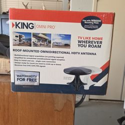 RV Roof Mounted Antenna