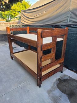 Bunk bed