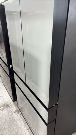 Samsung bespoke Counterdepth through refrigerator in white glass