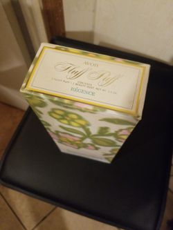 1970s. NIB Fluff Puff Beauty Dust