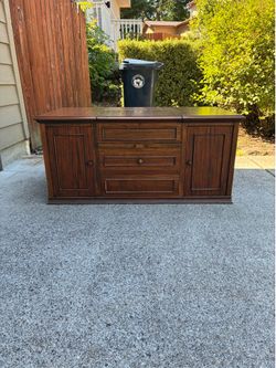 Vintage 1920s Brunswick Console Phonograph (record player) Cabinet