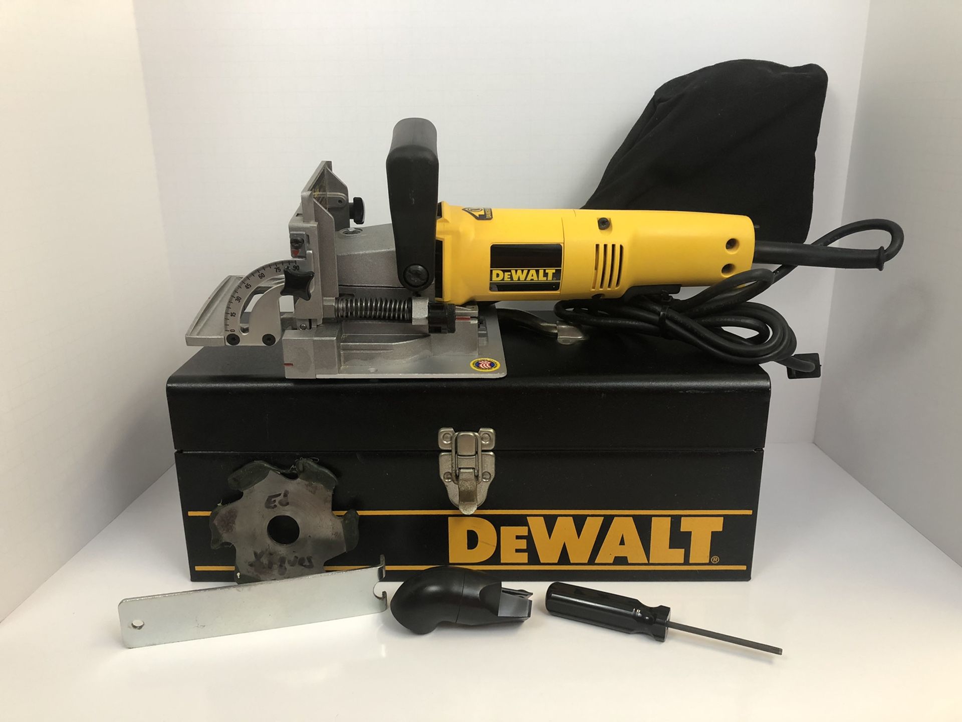 Dewalt Heavy Duty Plate Biscuit Joiner 6.5 Amp with Metal Tool Box for