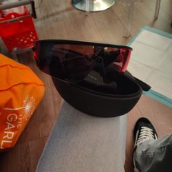 Oakley Meta A.I. Vanguard Glasses Audio Video