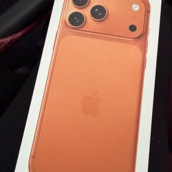 Brand New In A Sealed Box iPhone 17 Pro Max 