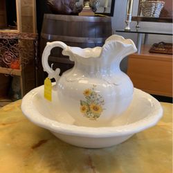 1920s Pitcher And Wash Basin