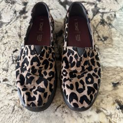 TOMS WOMENS SLIP ONS