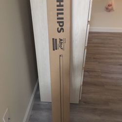 Fluorescent Lightbulbs 