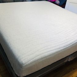 MATTRESS+BOX King size Memory Foam Gel 12”thick Comfortable+Quality Brand New We Finance We Deliver