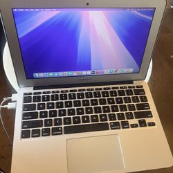 MacBook Air Silver 