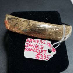 10k Yellow Gold Bangle Bracelet 