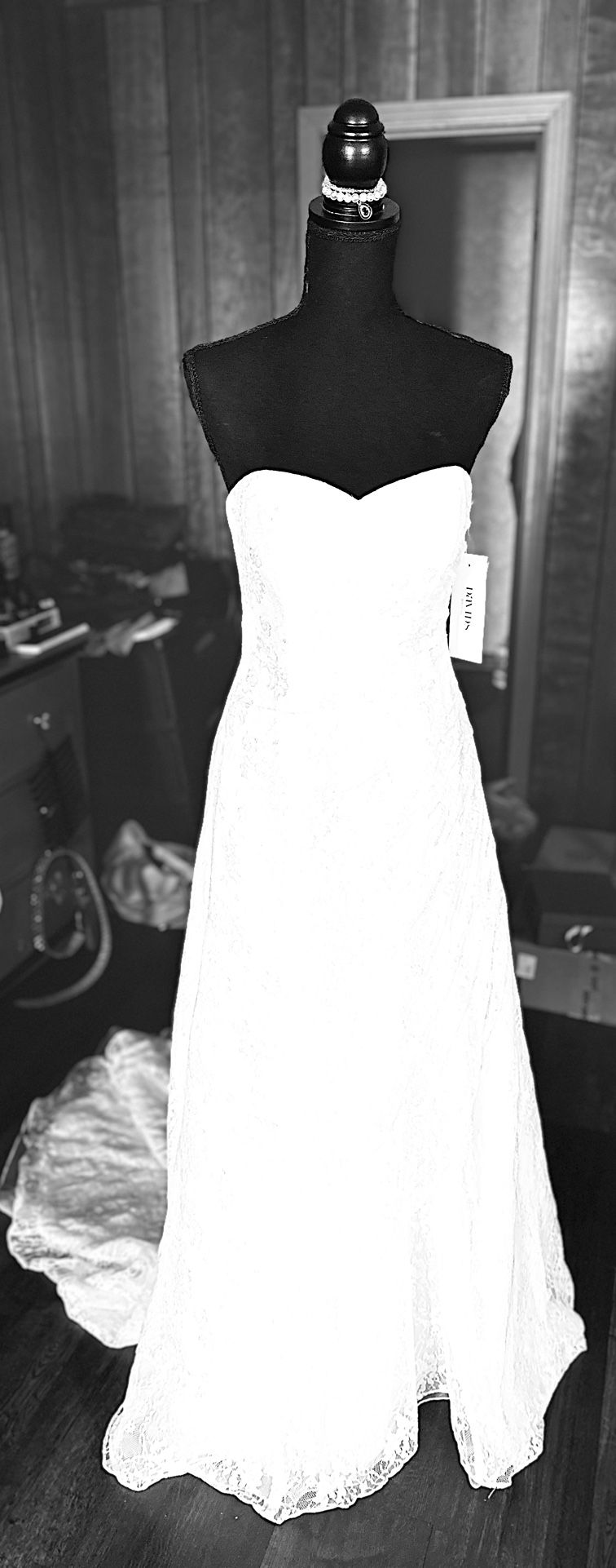 NWT Davids Bridal Wedding Gown
