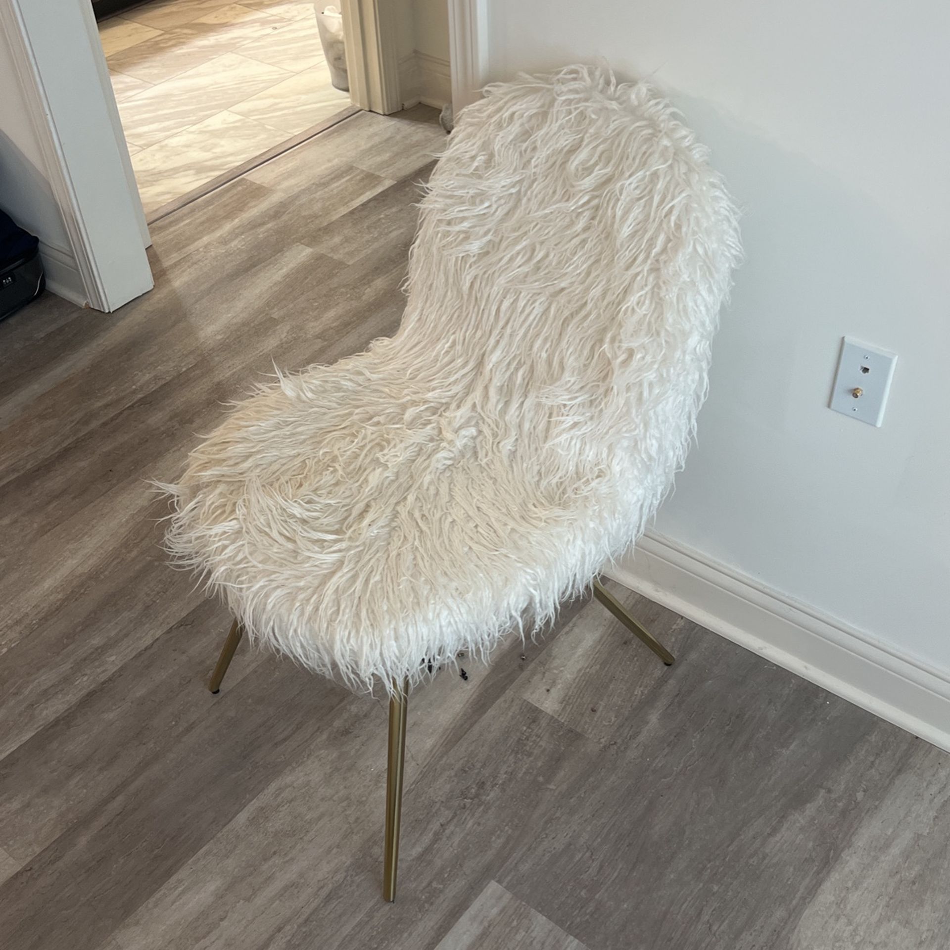White And Gold Accent Chair