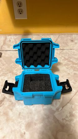 Invicta Light Blue Case