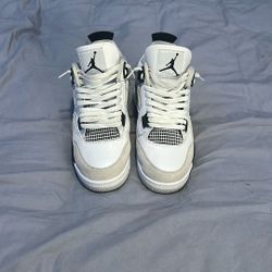 military black jordan 4 size 11