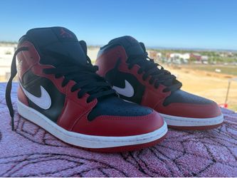 Air Jordan 1 Mid