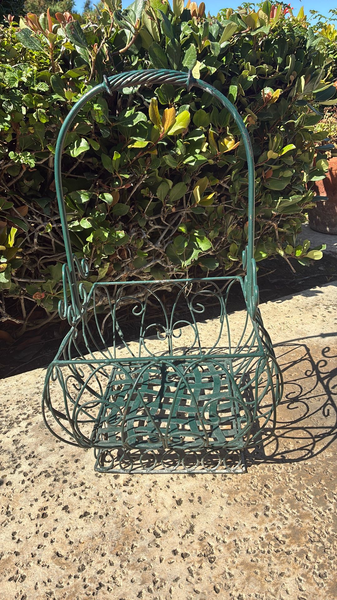 Wrought Iron Metal Plant Basket