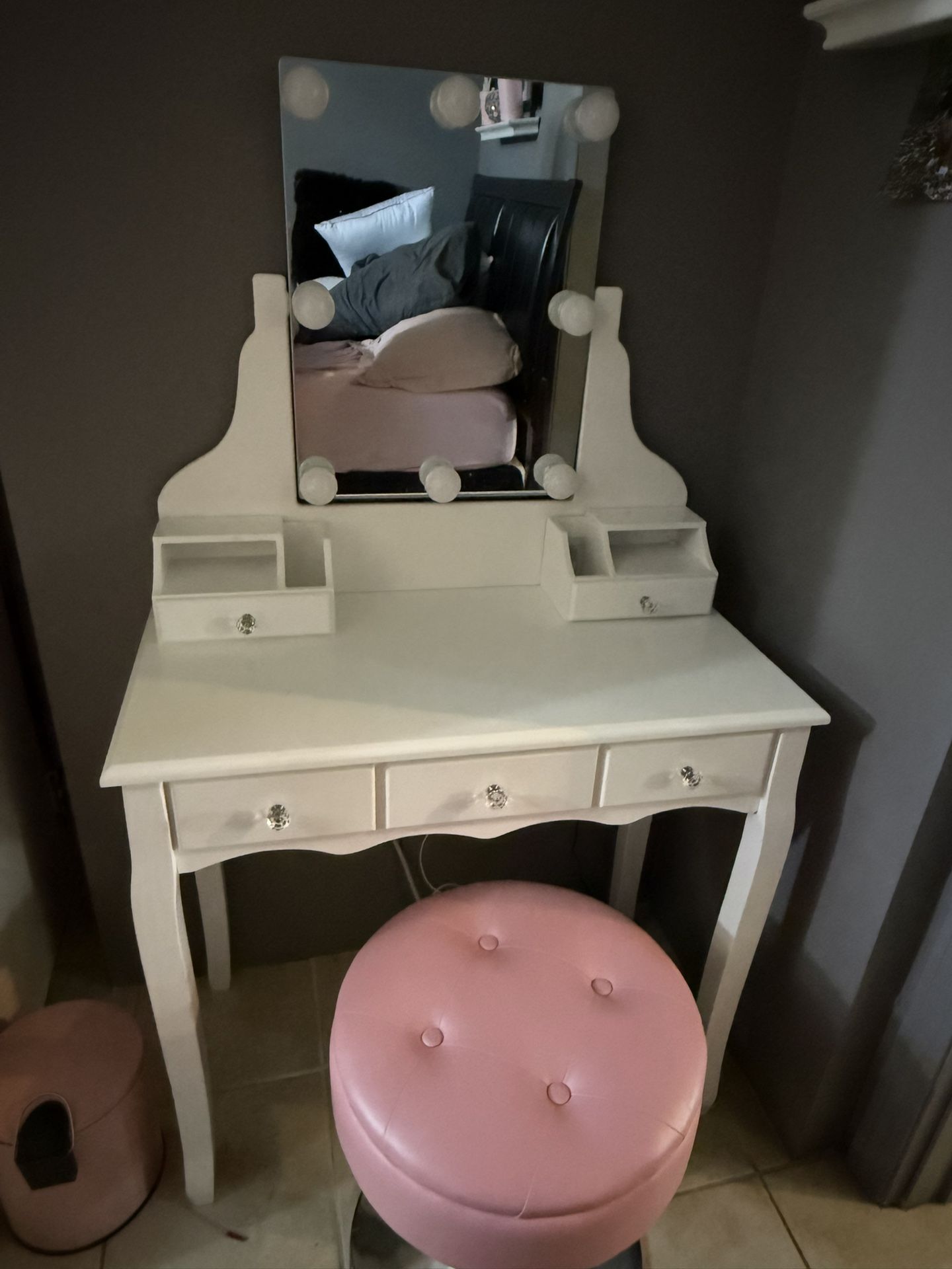 White Vanity With Storage Stool 