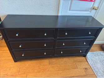 Black 6 drawer dresser