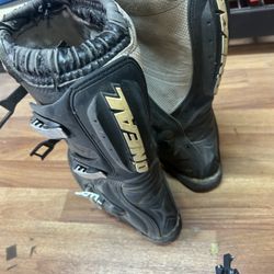 Motocross Boots Size 12 Men (2 Pairs)