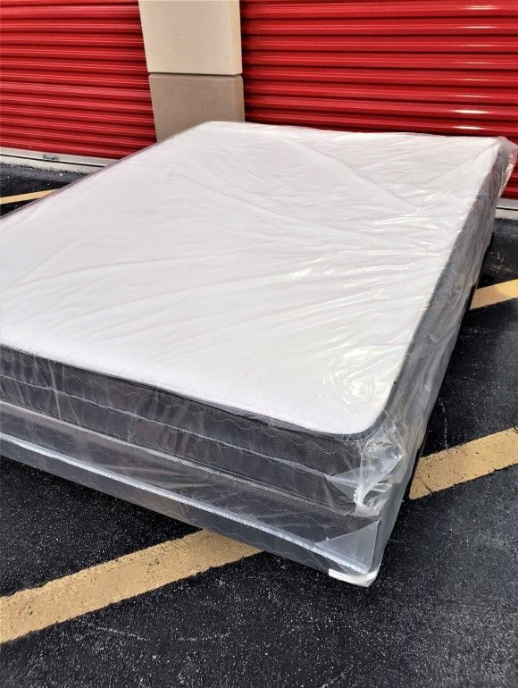 NEW QUEEN MATTRESS AND BOX SPRING 😉 100% QUALITY & CONFORM 👌