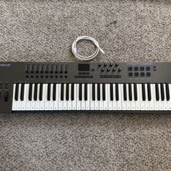Nektar Impact LX61+ Midi Keyboard