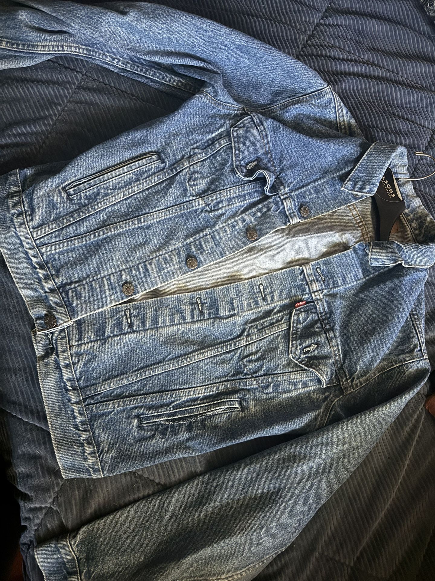 Vintage Levi's Jean Jacket Size Medium