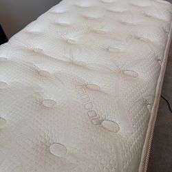 Twin electric adjustable bed