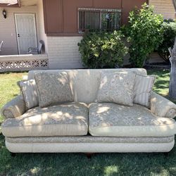 Excellent condition Alan White couch 