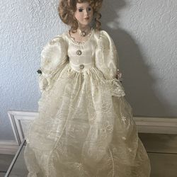 Beautiful Vintage Porcelain Doll