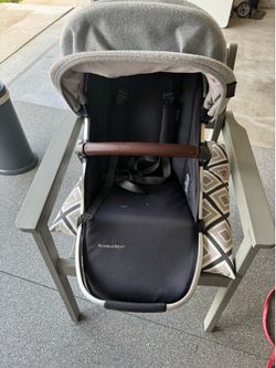 UPPAbaby Vista V2 Rumble seat (on-hold)
