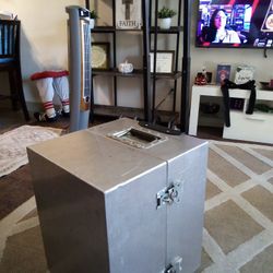 Locking Metal Case On Rolling Cart