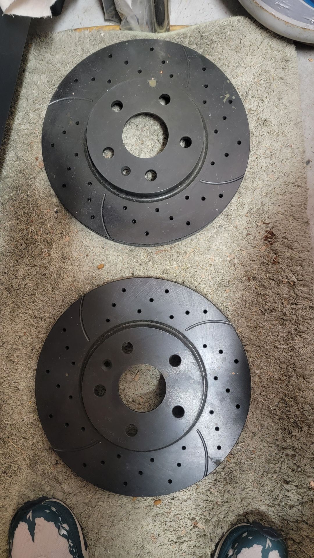 Brand new Cadillac cts cross drilled front rotors