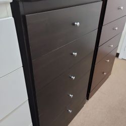 Dresser 5 Drawers With Rails Compress Wood