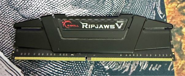 G.SKILL RipjawsV Series DDR4 RAM (XMP) 8GB Up to 3200