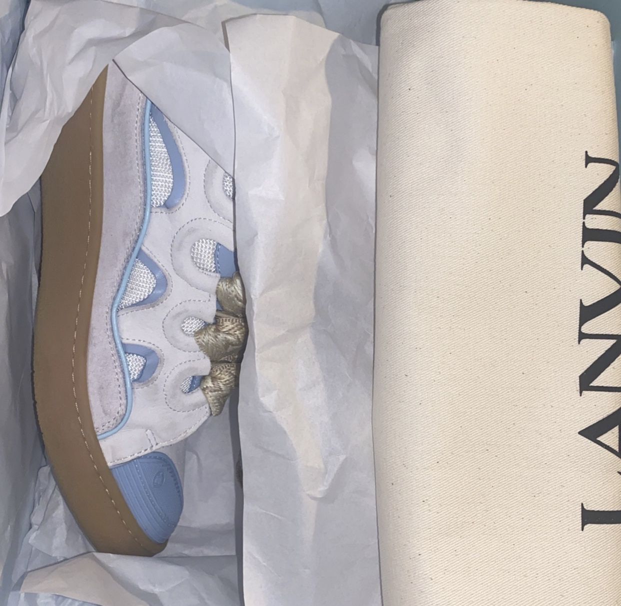 Lanvin Size 9 Authentic With Receipt
