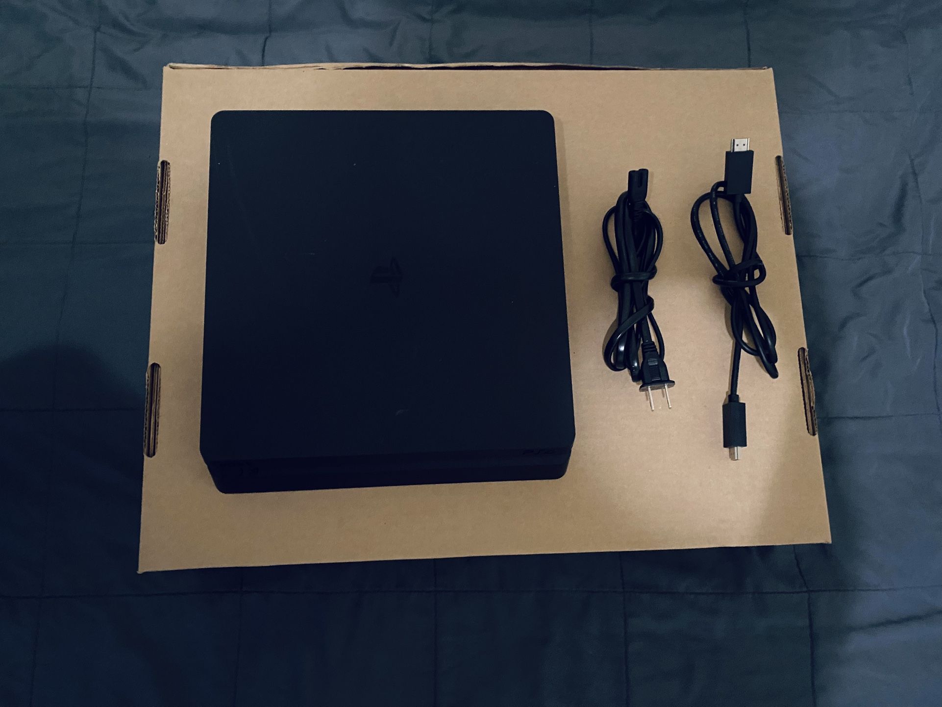 Sony Playstation 4 Ps4 Slim Console Original HDMI And Power Cord In Excellent Working Condition Adult Owned With Light Usage please read  check photos