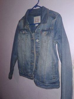 Kids levis xl jean jacket worn 4 times