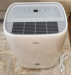 TCL 50 Pint Smart Dehumidifier – Excellent Condition – Complete with Manuals