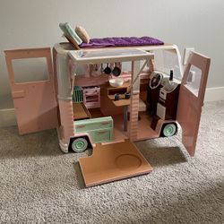 Doll RV Camper Vehicle (Our Generation)