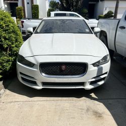 2017 Jaguar XE