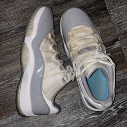 Jordan 11 Low 