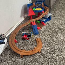 Hot Wheels  & Monster Truck TracksM