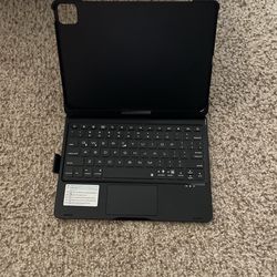 Keyboard Case For iPad 11”